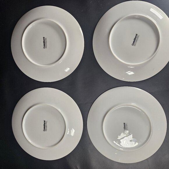 Crate And Barrel. 4 Reindeer Appetizer, Salad, Dessert Plates. 7.5" Round - Picture 8 of 9
